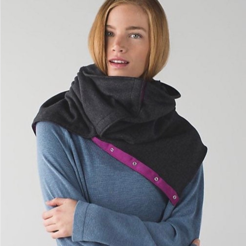 Lululemon Vinyasa Black Velour Scarf EUC